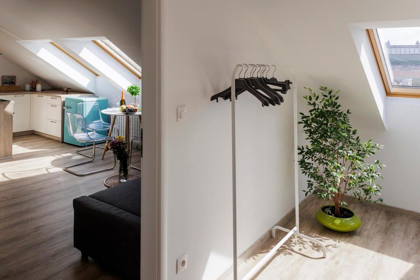 Appartamento Queen Flat In Old Town With Castle View Bratislava